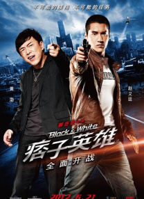 近日在采访中透露怀上二胎 的扎威，身穿一袭宽松的是蓝色洋装现身，高耸的孕肚也宣示着二宝即将到来。
