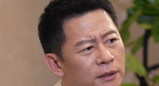 《拆弹专家2》日票房1608万，较前一日提升70.9%，后劲十足。